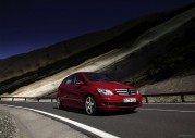 Mercedes-Benz B 200 Turbo Mercedes-Benz B 200 Turbo